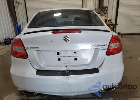 2012 Suzuki Kizashi Se z USA, uszkodzony, nr VIN JS2RF9A3XC6100827